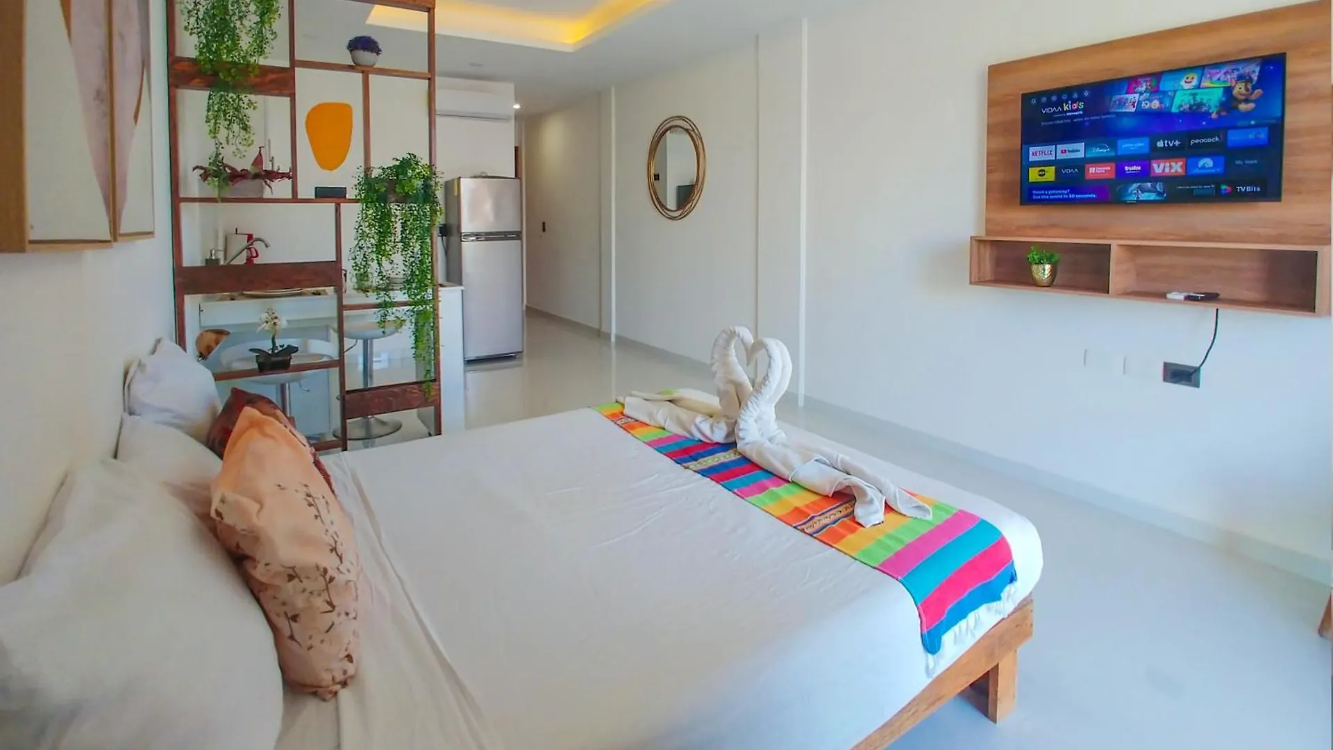500M To Beach L Queen Beds Kitchen L Pool Patio Gym Bikes Ac 30203 普拉亚卡门 公寓