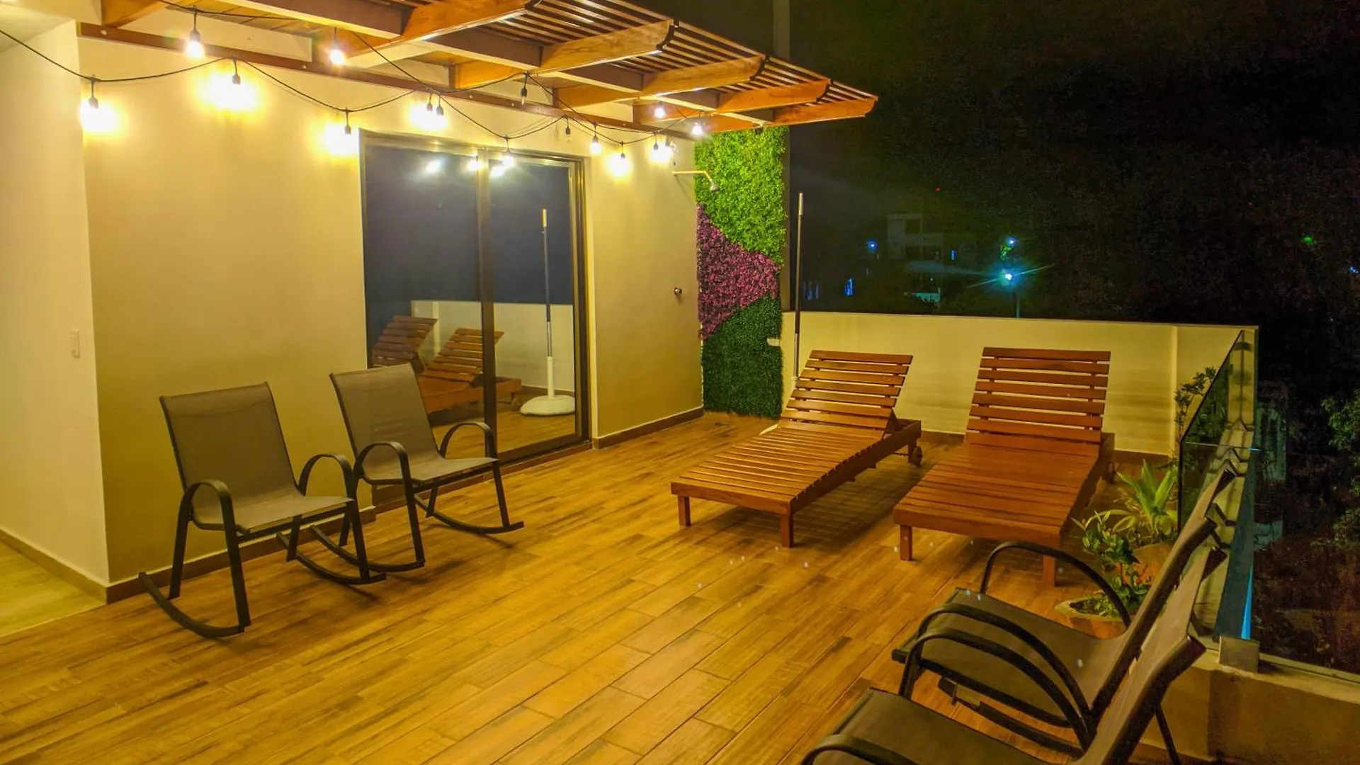 104 Romantic Beachside Escape Zen Theme Kitchen Gym Pool Ac Playa del Carmen 0*,  Mexico