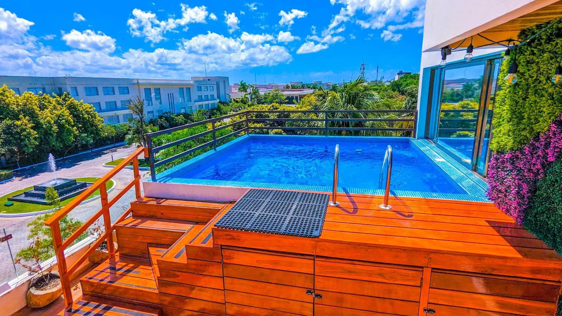 104 Romantic Beachside Escape Zen Theme Kitchen Gym Pool Ac Playa del Carmen